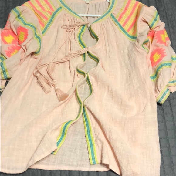 Beautiful Boho Top - Picture 6 of 6